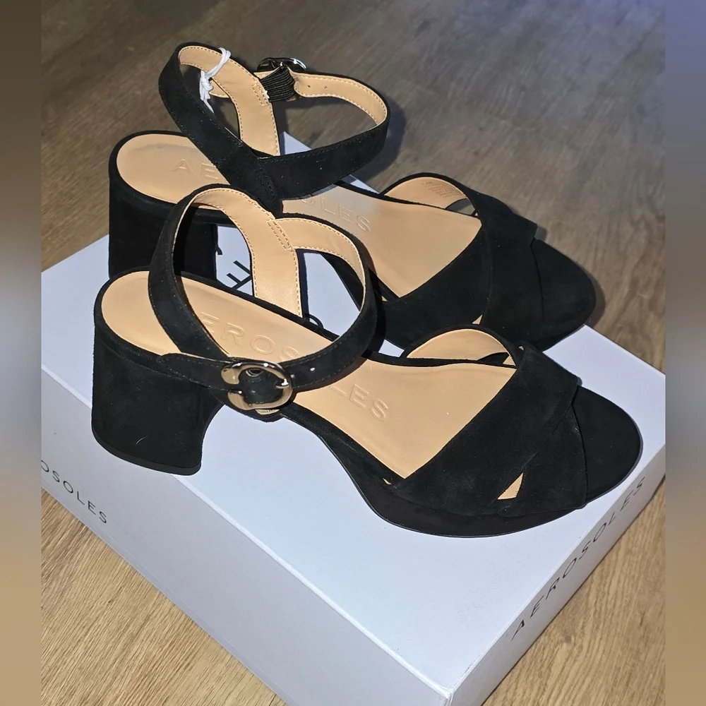 Aerosoles Cosmos Black Suede Block Heel Sandals – 7.5M – NIB - Picture 7 of 10